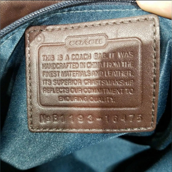 Coach Designer Collette Gold/Brown Embossed Snake Skin Trim Shoulder Bag Purse - Picture 11 of 11